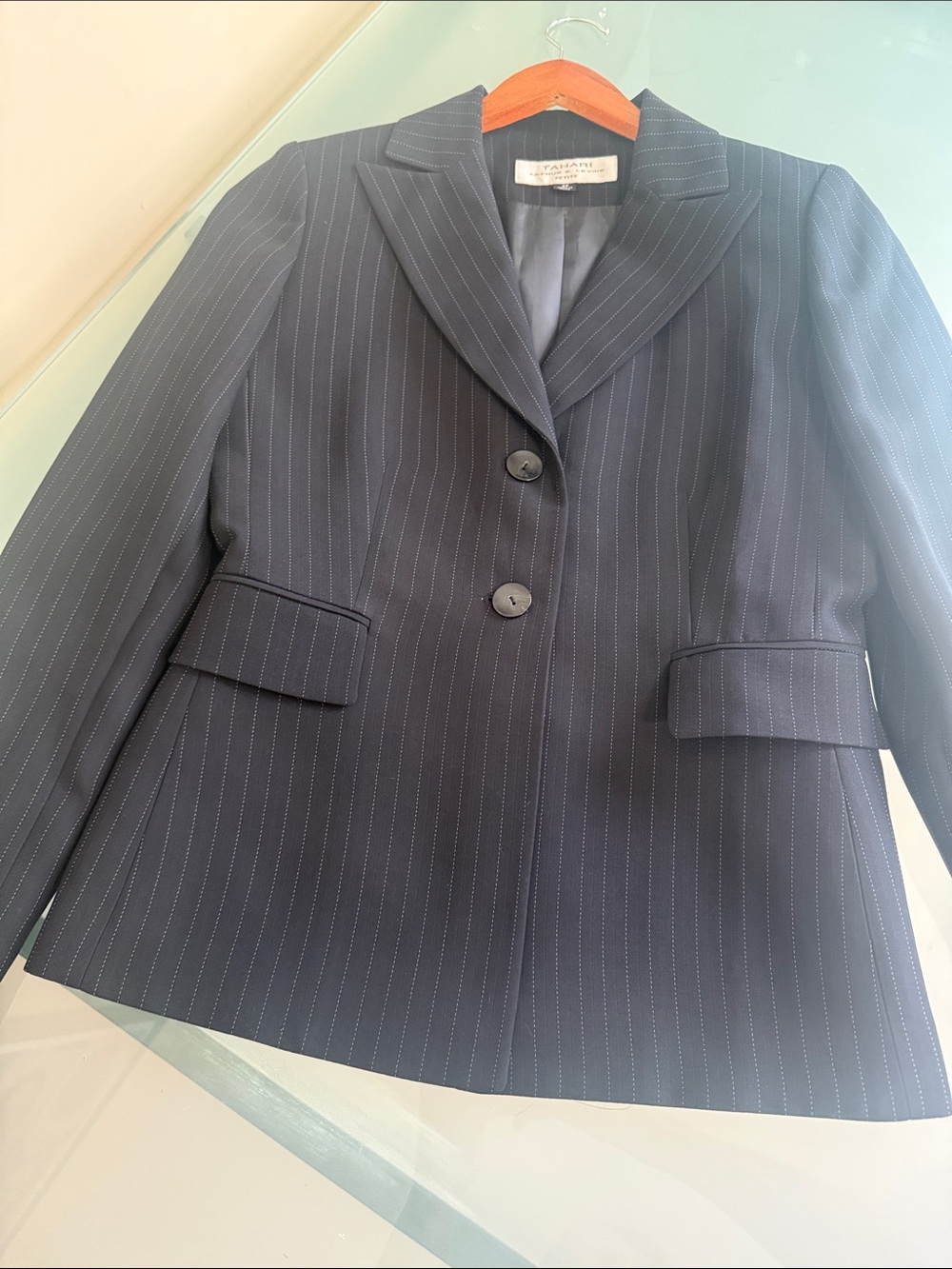 Like NEW Tahari Black Blazer Tailored Pinstripe Blazer Size 2P